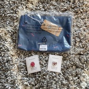 NWT Marine Layer Small Oh Hey Pouch & Pins